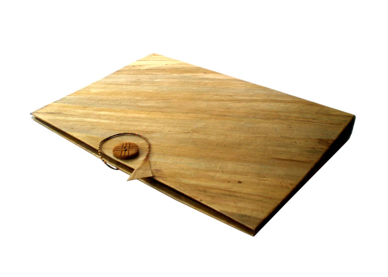 Handcrafted Wooden Photo Album & Memory Book – Rustic Natural Wood Cover
